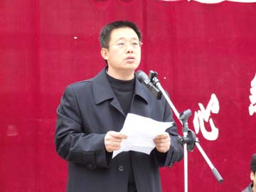 我院支教慰问团到隆安县丁当中学开展慰问活动