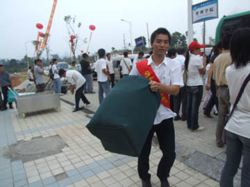 意、社会认同为目标做好雁山校区迎新工作--学