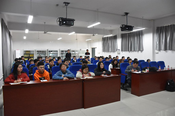 【桂工讲坛954讲】中国科学院陈锟山研究员做