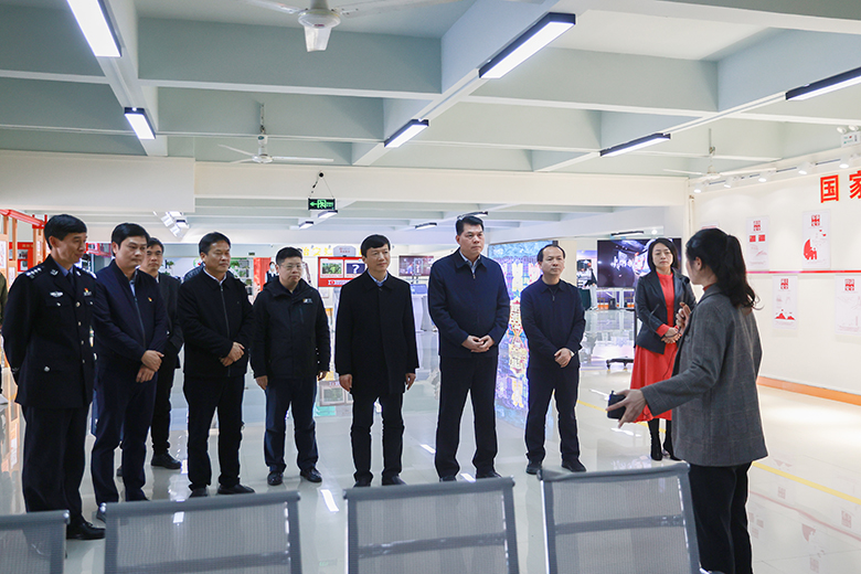 自治区全国“两会”维稳信访调研组到我校开展专项调研