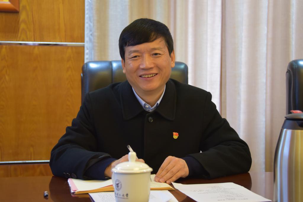 解庆林同志以普通党员身份参加所在党支部党史学习教育专题组织生活会