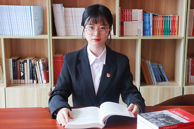 【弘扬桂工精神，做奋斗桂工人】青春自强，奋勇争先——记我校2020年度“中国大学生自强之星”荣誉称号获得者